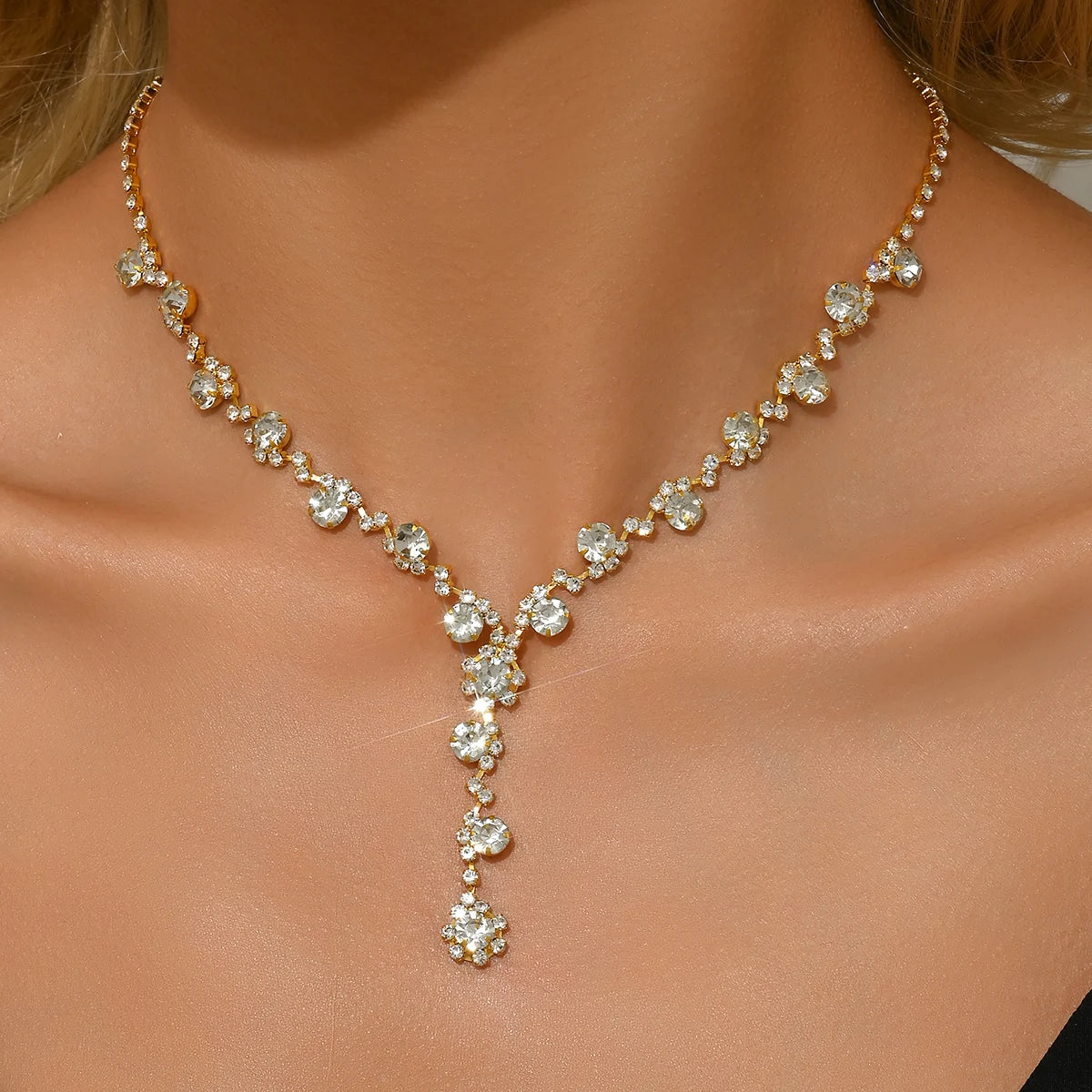 Chaîne Strass - Éclat Intemporel